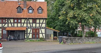 von_poll_real_estate_property_25332006_image_1