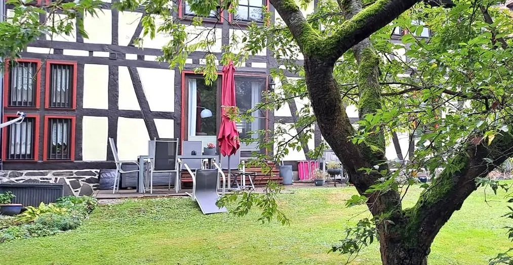 Titelbild Gartenansicht