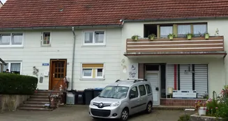 von_poll_real_estate_property_25332011_image_1