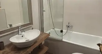 von_poll_real_estate_property_25332015_image_7