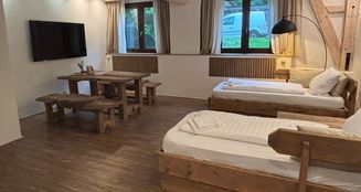 von_poll_real_estate_property_25332015_image_2