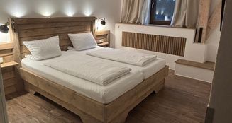 von_poll_real_estate_property_25332015_image_6