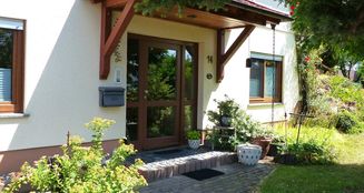 von_poll_real_estate_property_25332014_image_0
