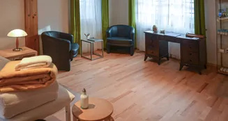 von_poll_real_estate_property_25332017_image_6