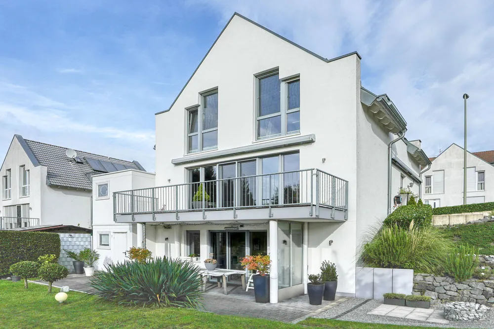 Junges, familienfreundliches Einfamilienhaus mit Top-Ausstattung in ruhiger, grüner Wohnlage