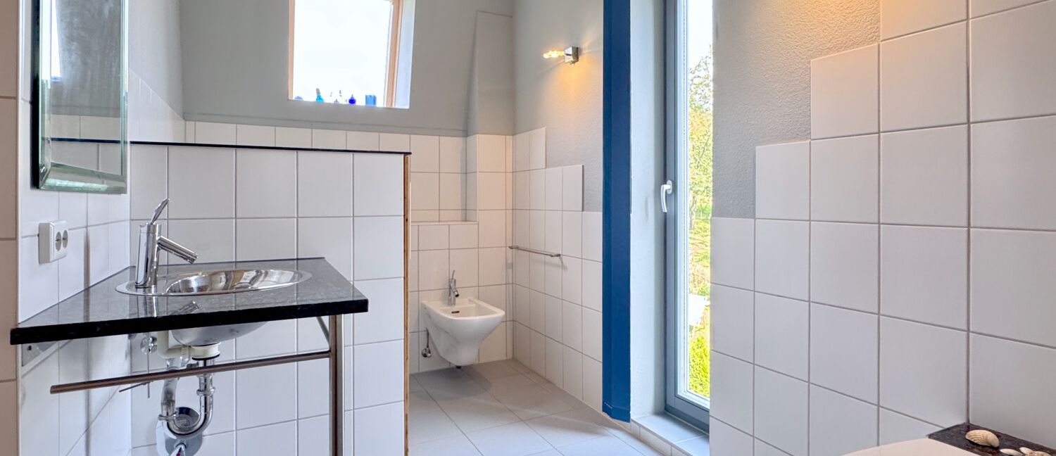 Bad im Dachgeschoss