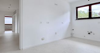 von_poll_real_estate_property_25364021_image_4