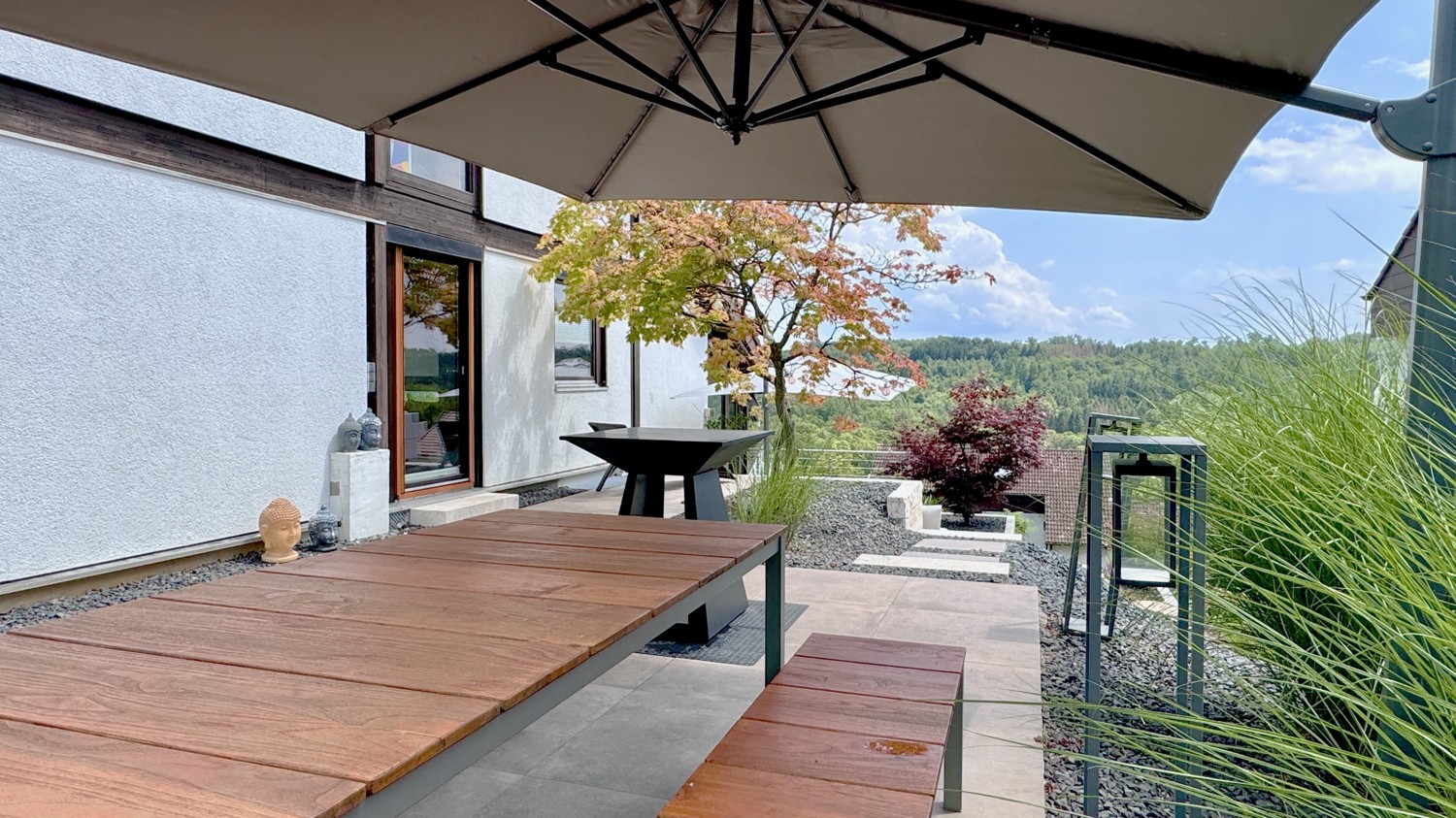 Terrasse auf Wohnzimmer Ebene