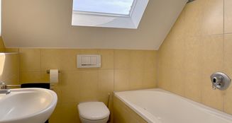 von_poll_real_estate_property_25364014_image_5