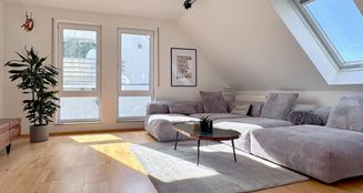 von_poll_real_estate_property_25364014_image_0