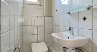 von_poll_real_estate_property_25364018_image_4