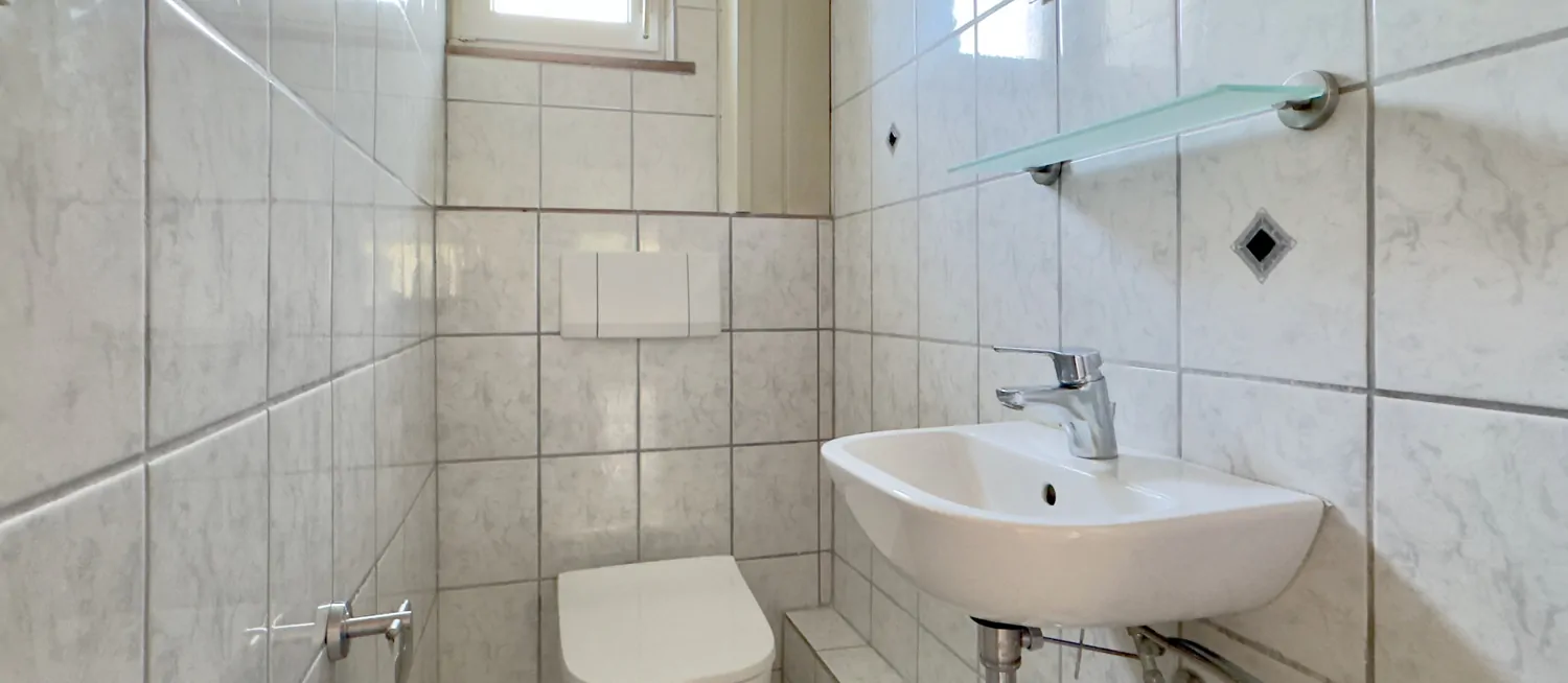 Gäste WC im Hochparterre