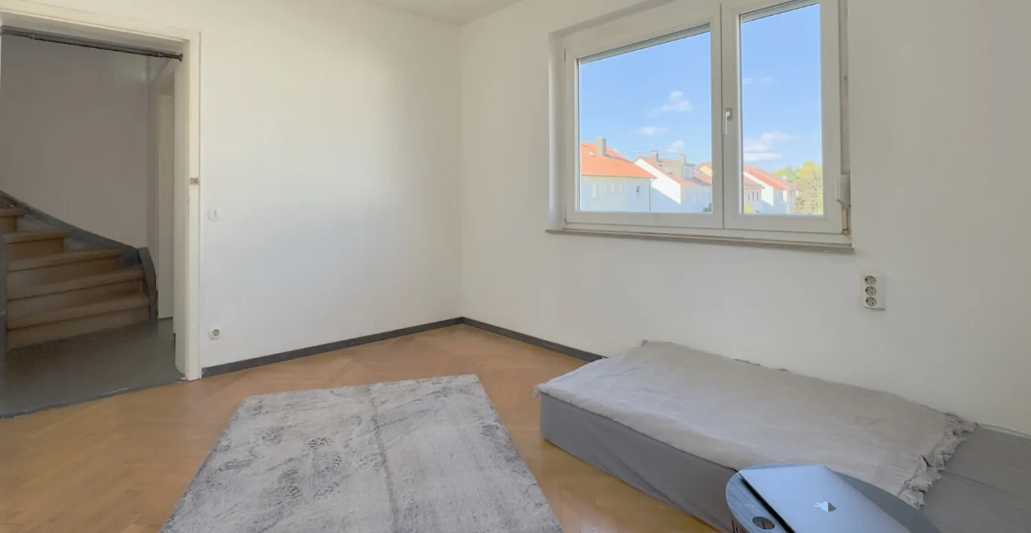 Kinderzimmer/ Büro Obergeschoss