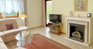 von_poll_real_estate_property_25364028_image_1