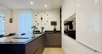 von_poll_real_estate_property_25364040_image_1