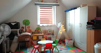 von_poll_real_estate_property_25452019_image_20