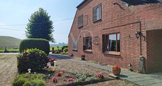 von_poll_real_estate_property_24452023_image_20