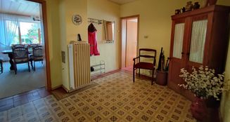 von_poll_real_estate_property_24452023_image_3