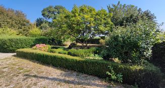 von_poll_real_estate_property_24452023_image_13