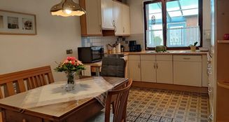 von_poll_real_estate_property_24452023_image_4