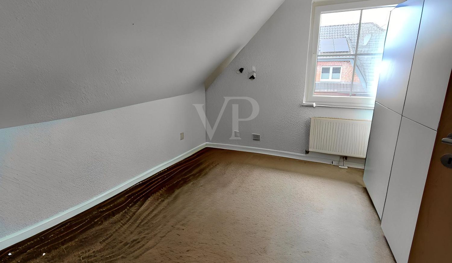 Kinderzimmer 2 (ausgeräumt mit KI)