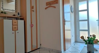 von_poll_real_estate_property_25452004_image_3