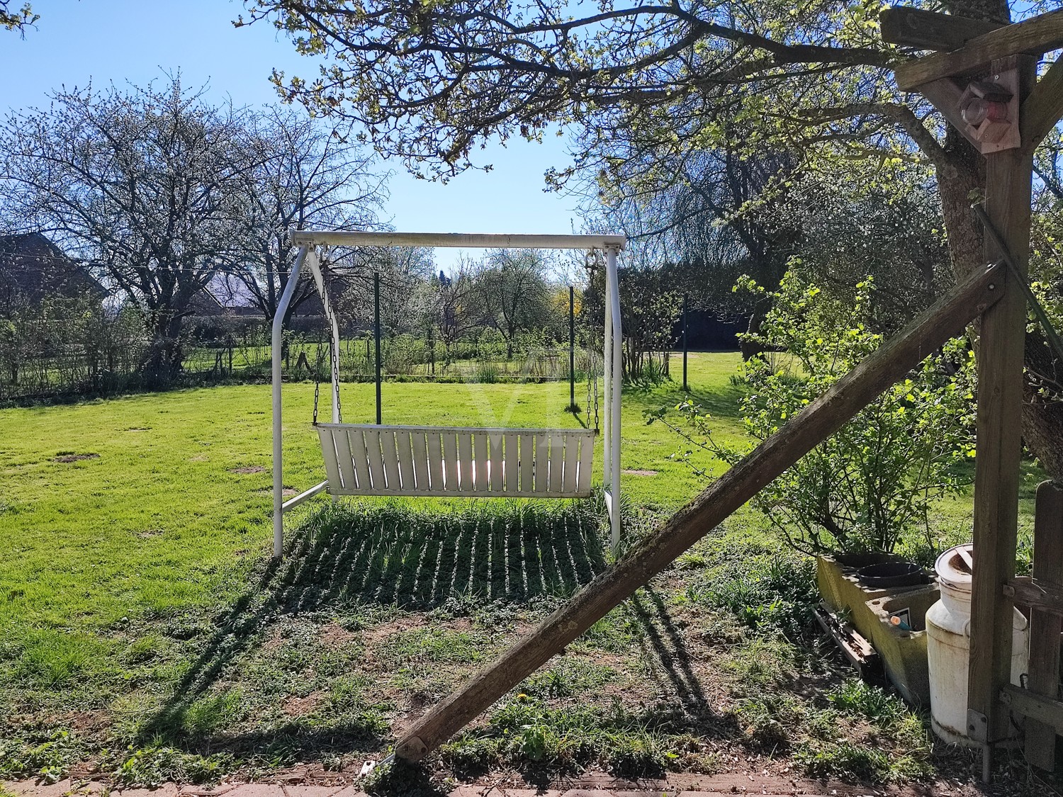 Terrasse mit Blick in den Garten