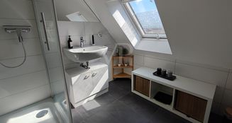 von_poll_real_estate_property_25452008_image_16
