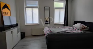 von_poll_real_estate_property_25452008_image_11