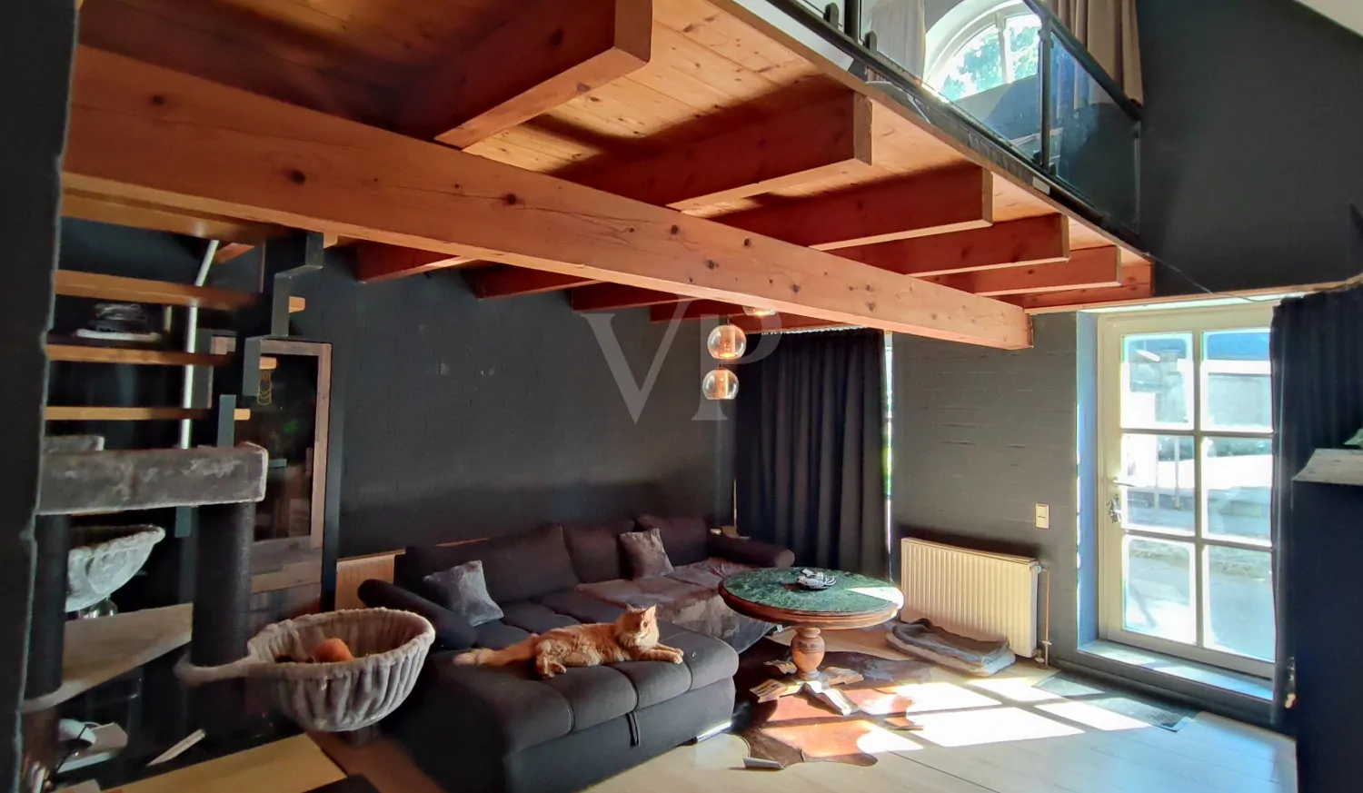 Wohnzimmer EG Hinterhaus mit Empore