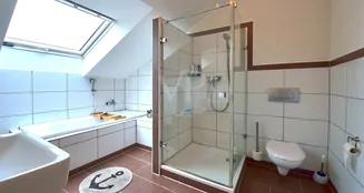 von_poll_real_estate_property_25452009_image_15