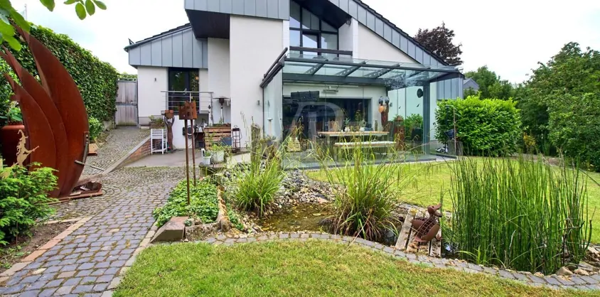 von Poll Immobilien GmbH