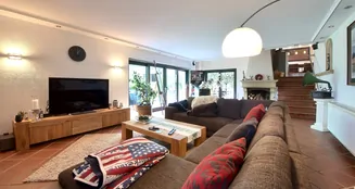 von_poll_real_estate_property_25452009_image_12