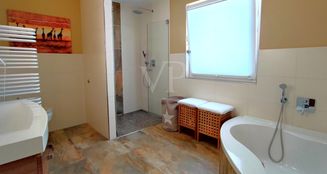von_poll_real_estate_property_25452010_image_14