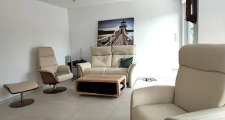 von_poll_real_estate_property_25452015_image_7