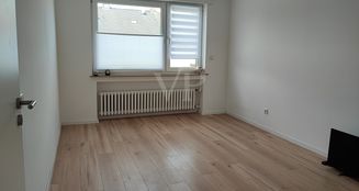 von_poll_real_estate_property_NQ266_image_15