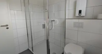 von_poll_real_estate_property_25452015_image_18