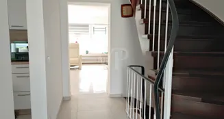 von_poll_real_estate_property_25452015_image_2