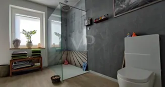 von_poll_real_estate_property_25452017_image_15