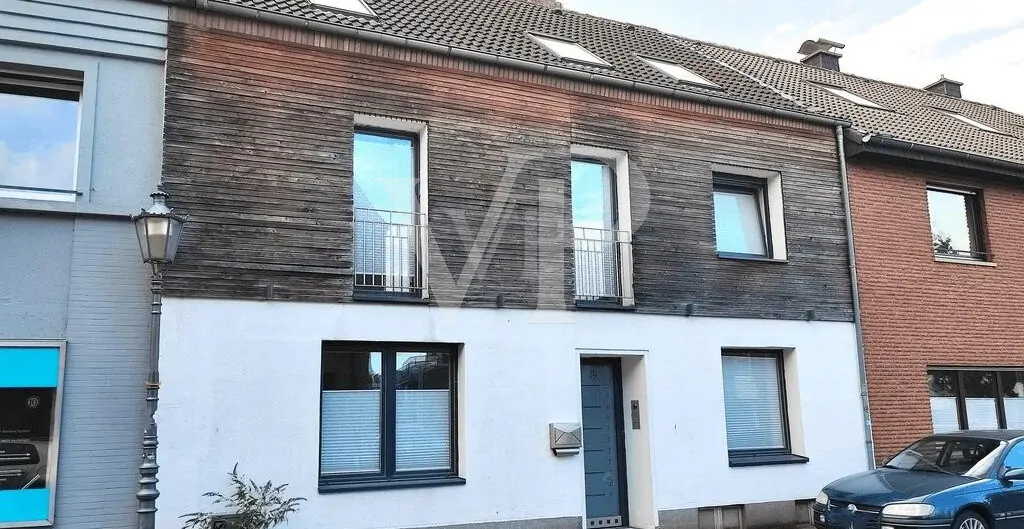 *Reihenhaus-Juwel mit Platz für Generationen*
Sanierter Klassiker mit großem Garten