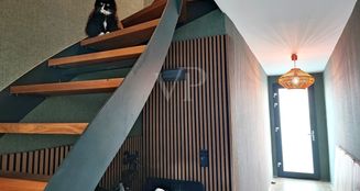 von_poll_real_estate_property_25452017_image_3