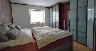 von_poll_real_estate_property_25452017_image_12