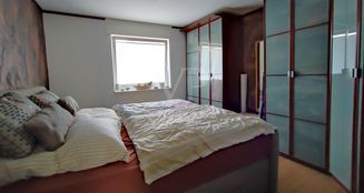 von_poll_real_estate_property_25452017_image_12