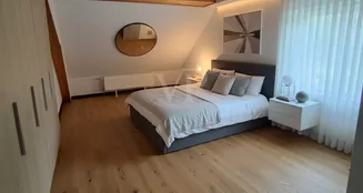 von_poll_real_estate_property_25452018_image_25