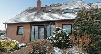 von_poll_real_estate_property_26452001_image_2