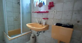 von_poll_real_estate_property_26452001_image_20