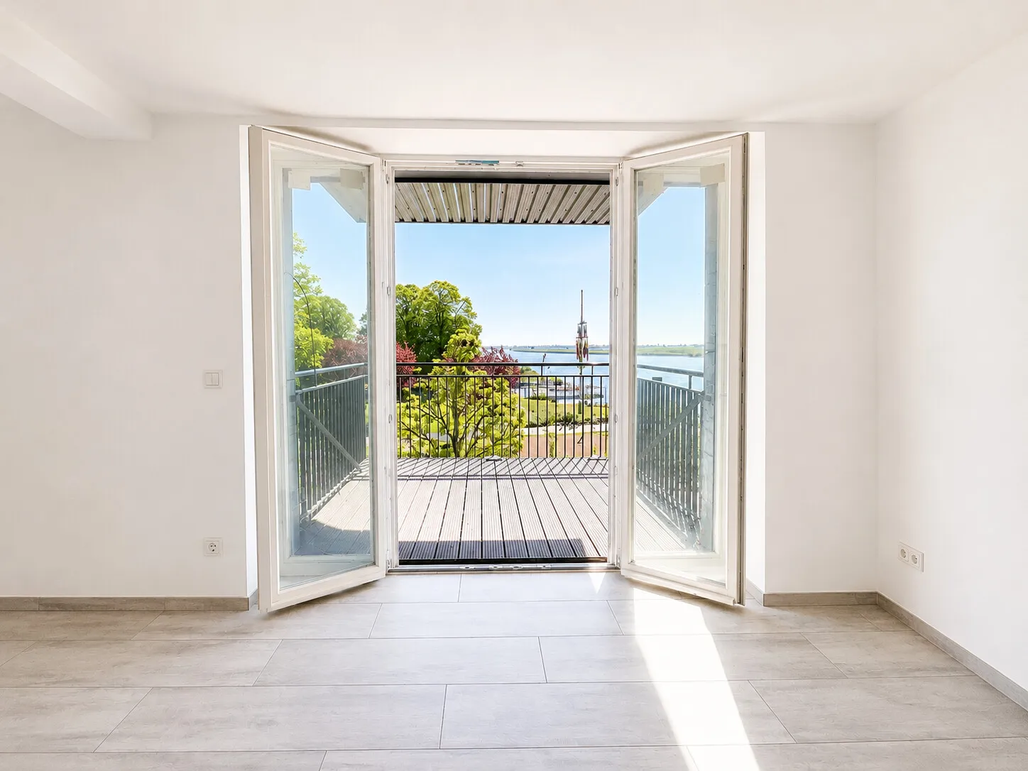 WZ Ausgang zum Balkon