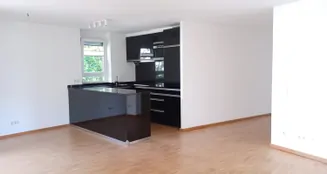 von_poll_real_estate_property_26001066_image_2