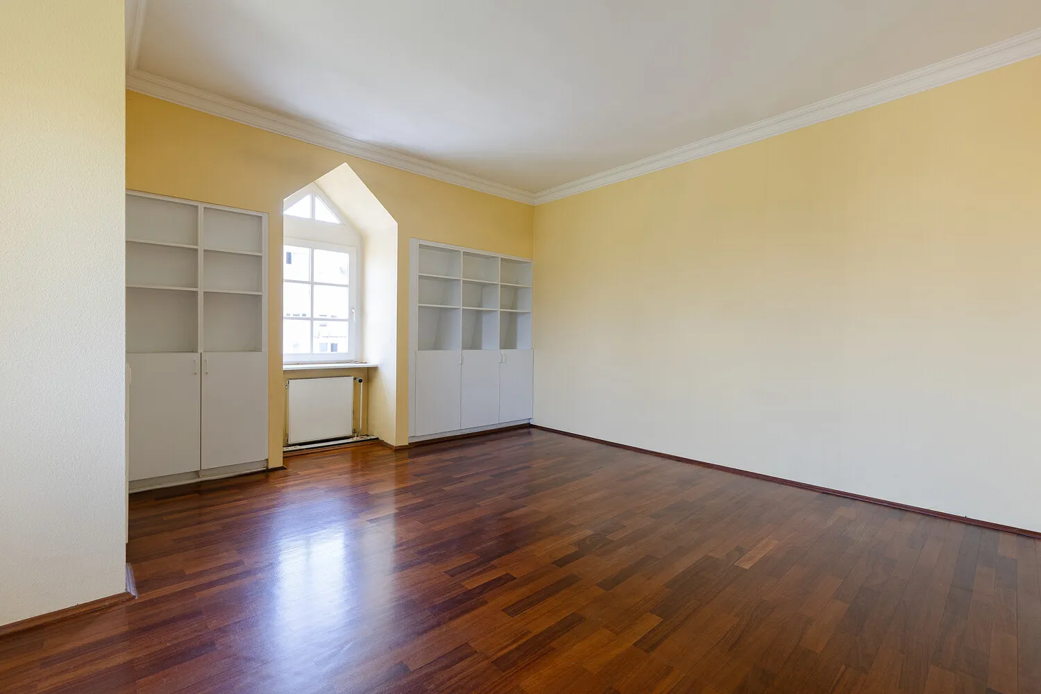 Zimmer III Ansicht I