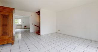 von_poll_real_estate_property_25001071_image_1